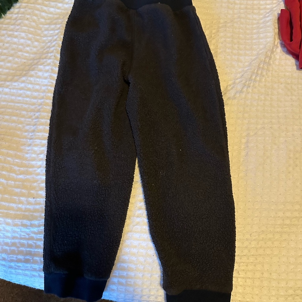 Patagonia Fleece Bottoms- 4T Dark Gray